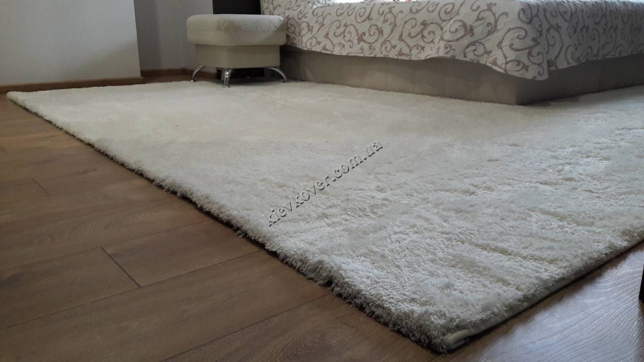 img-0b19bcb2e8387e80e11c46fac4f27863-v1 Ковер Silk Shaggy white